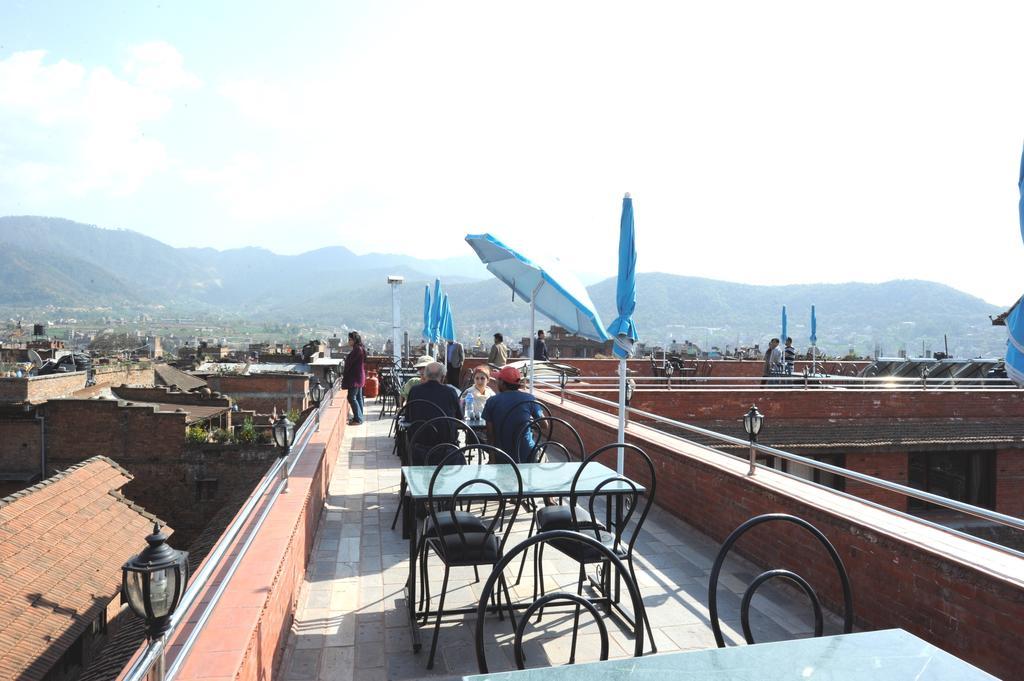 Khwopa Inn & Rooftop Restaurant Μπακταπούρ Εξωτερικό φωτογραφία